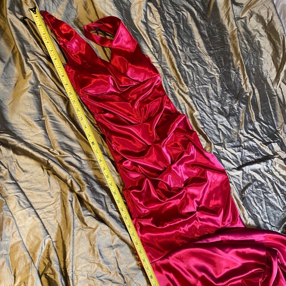 ✨HP✨DREAM MERMAID SATIN Ruffled Dream Dress Melanie Lynne Flattering Size 0 - Picture 12 of 16